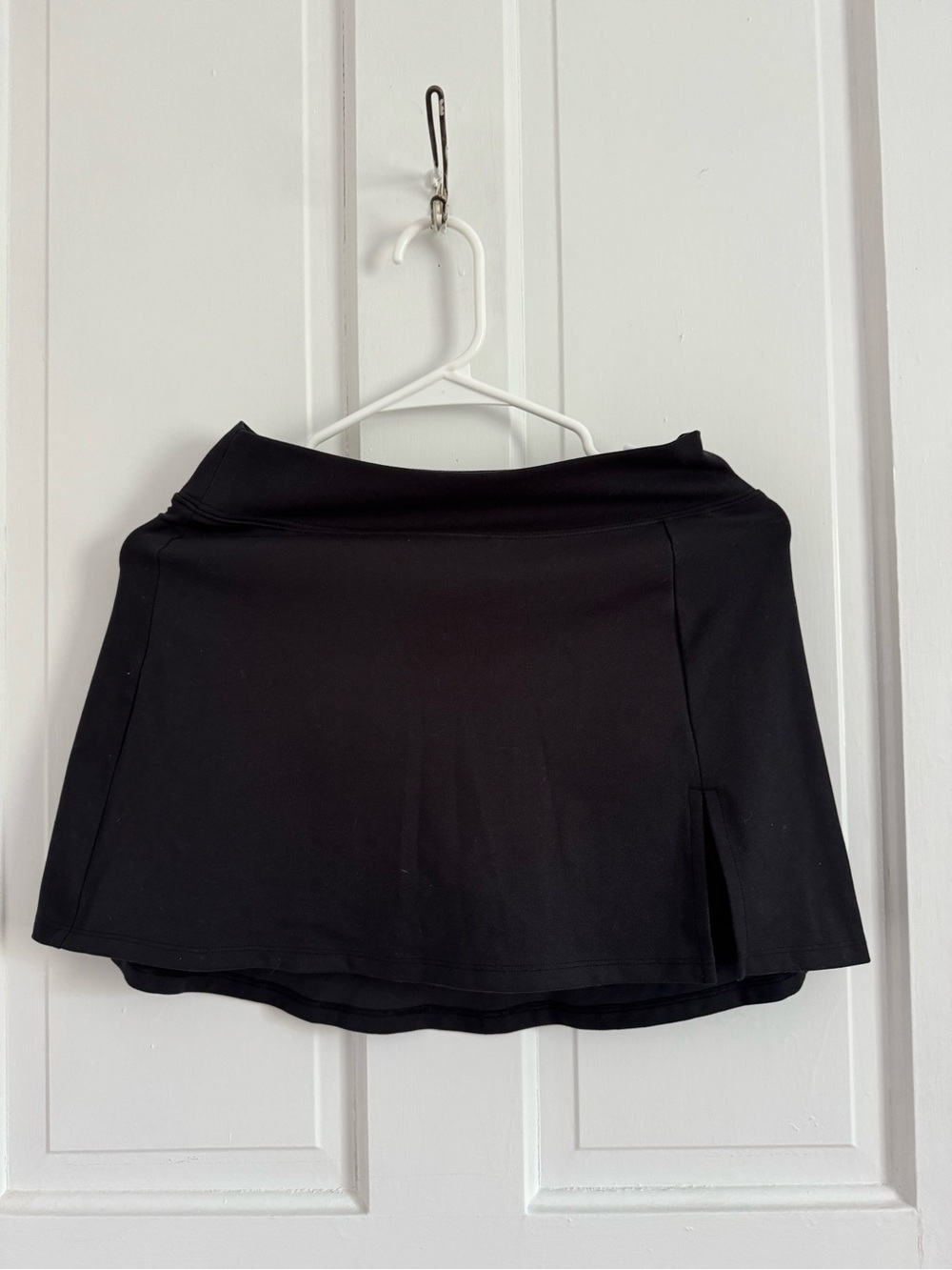 Gilly Hicks Black Circle Skater Sports Skirt
